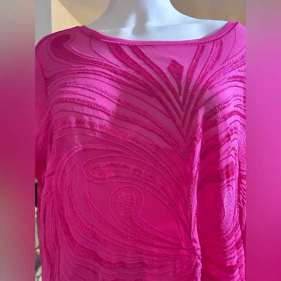 INC Fuchsia top (L) 3/4 sleeve thin shimmer - Picture 4 of 5